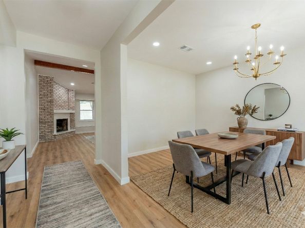 6119 S Braeswood Boulevard, Houston TX 77096