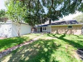 6119 S Braeswood Boulevard, Houston TX 77096