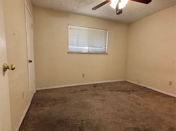 229 Oxford Drive, Conroe TX 77303