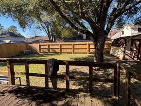 229 Oxford Drive, Conroe TX 77303