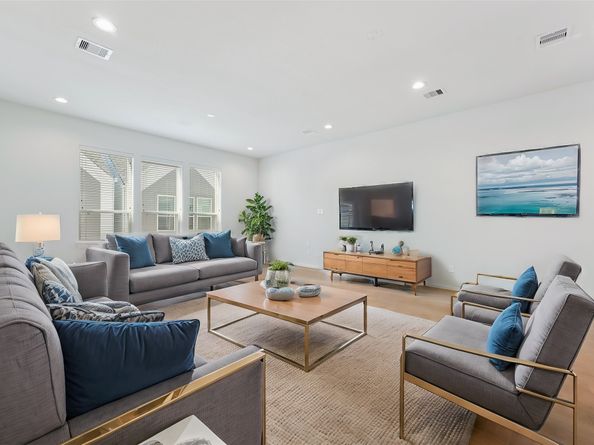 1013 Erin Street U, Houston TX 77009