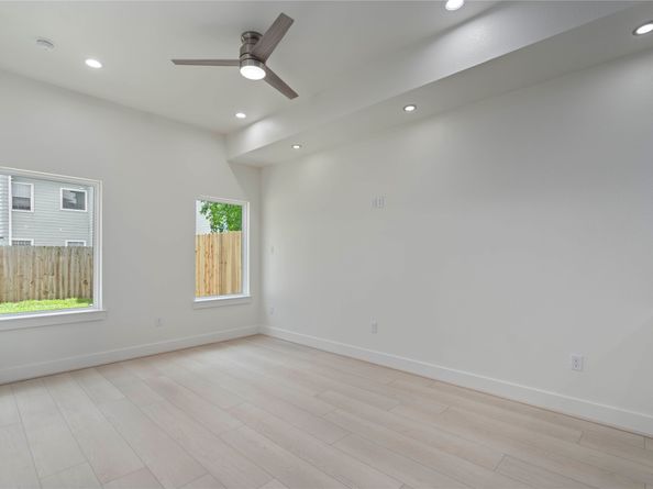 4353 Clover Street, Houston TX 77051