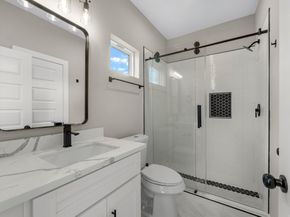 7802 Queen Street, Houston TX 77028