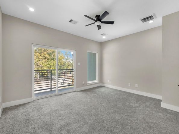 7802 Queen Street, Houston TX 77028