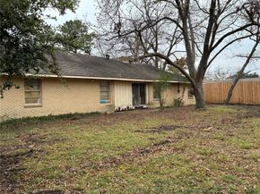 11041 Mandalay Drive, Dallas TX 75228