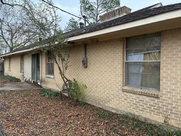 11041 Mandalay Drive, Dallas TX 75228