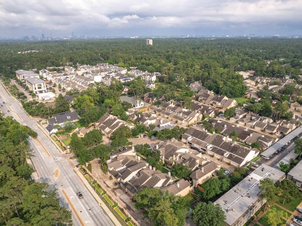 12625 Memorial Drive 87, Houston TX 77024