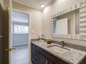 12625 Memorial Drive 87, Houston TX 77024