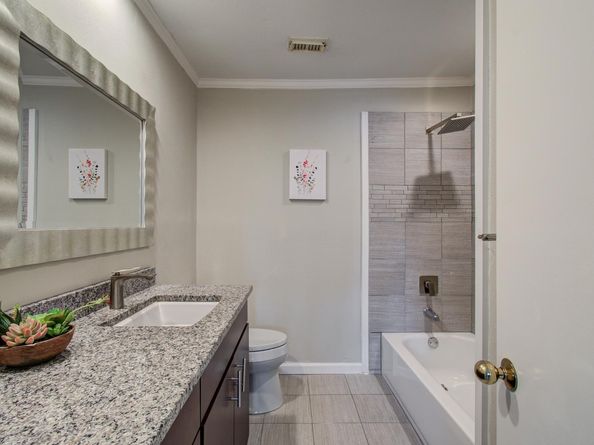 12625 Memorial Drive 87, Houston TX 77024