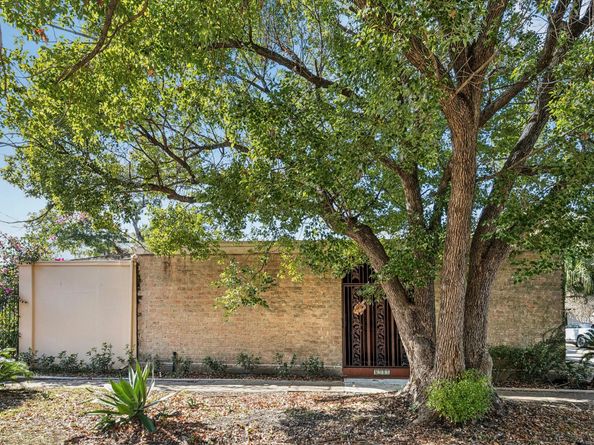 1912 Taft Street, Houston TX 77006