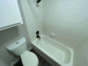 5625 Antoine Drive 404, Houston TX 77091