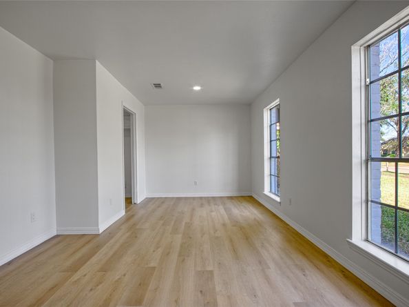 9703 Guest Street, Houston TX 77078