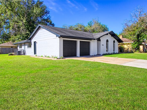 9703 Guest Street, Houston TX 77078