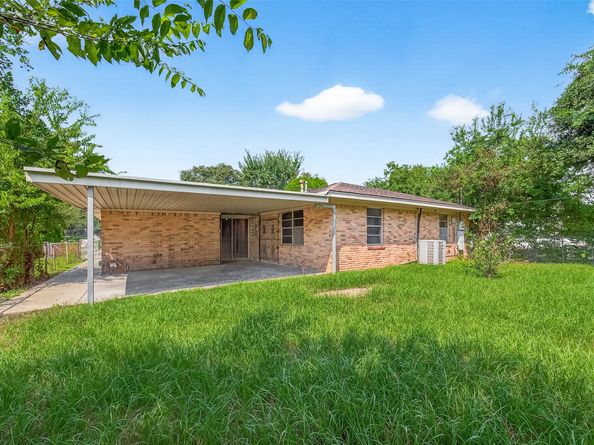 8428 Swiftwater Lane, Houston TX 77075