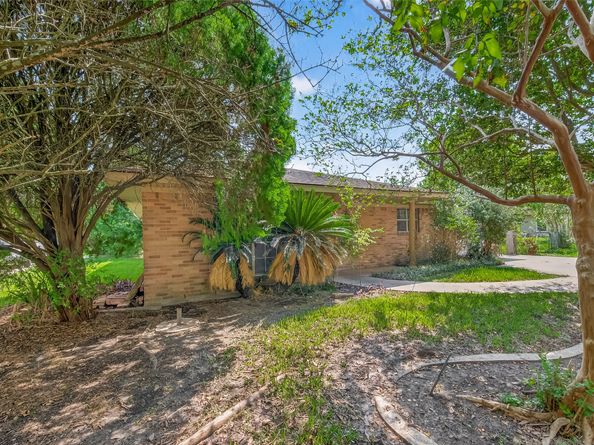 8428 Swiftwater Lane, Houston TX 77075