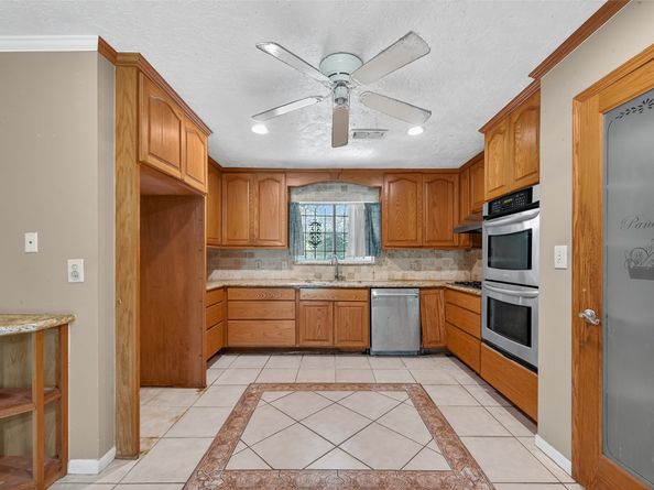 8428 Swiftwater Lane, Houston TX 77075