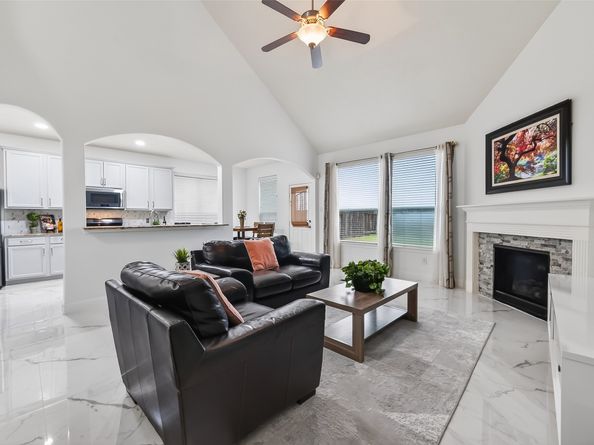 7423 Garland Mist Lane, Richmond TX 77407