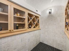 4902 Oak Forest Drive, Houston TX 77018