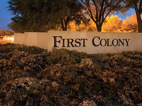 2526 Stephens Grant Drive, Sugar Land TX 77479