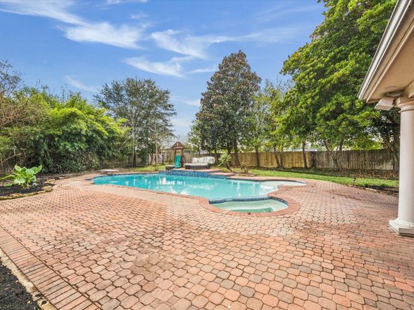 2526 Stephens Grant Drive, Sugar Land TX 77479