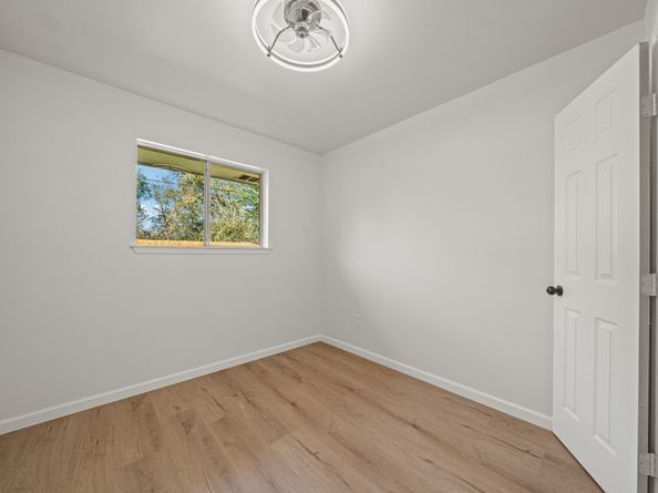 11059 Vailview Drive, Houston TX 77016