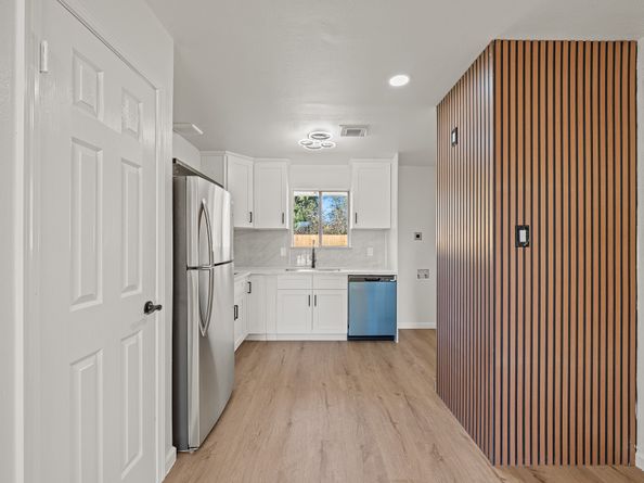 11059 Vailview Drive, Houston TX 77016