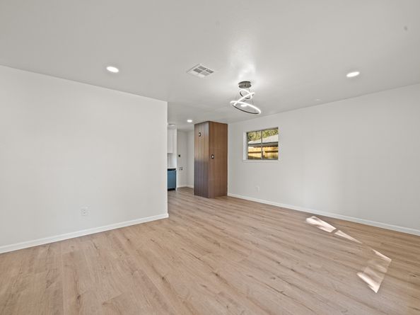 11059 Vailview Drive, Houston TX 77016