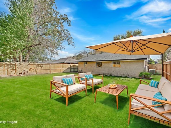 11059 Vailview Drive, Houston TX 77016