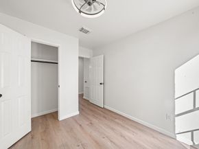 11059 Vailview Drive, Houston TX 77016