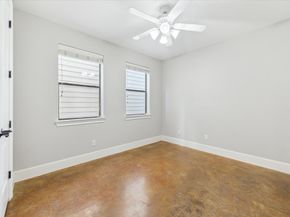 1512 Thompson Street 3, Houston TX 77007