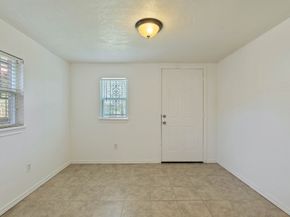 11050 Vailview Drive, Houston TX 77016