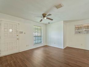 11050 Vailview Drive, Houston TX 77016