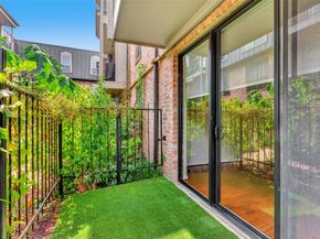 2400 N Braeswood Boulevard 114, Houston TX 77030