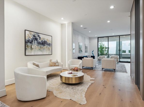 2309 Driscoll A, Houston TX 77019