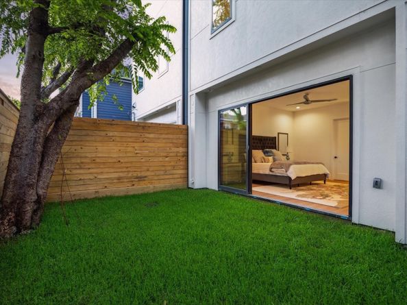 2309 Driscoll A, Houston TX 77019