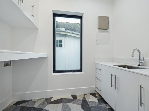 2309 Driscoll A, Houston TX 77019