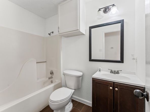 3831 Pintan Lane, Houston TX 77014