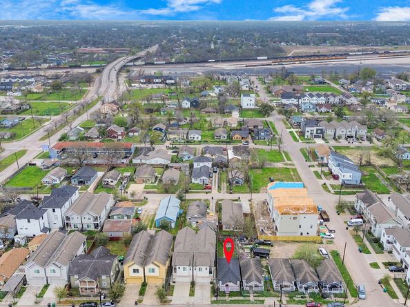 4415 Hershe Street, Houston TX 77020