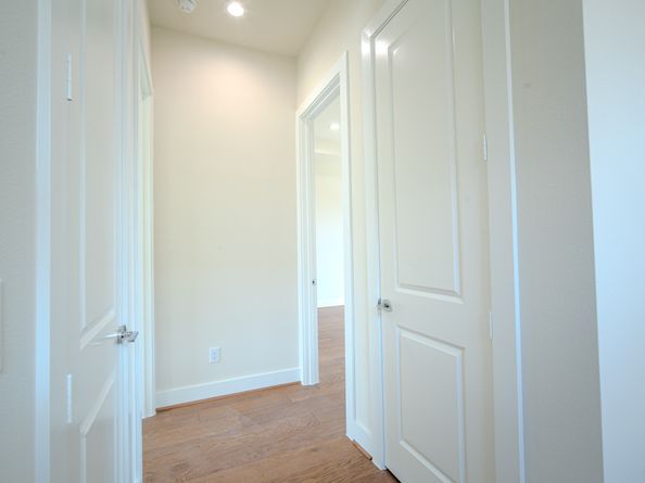 1704 Sedola Lane, Houston TX 77055