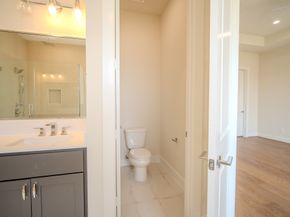 1704 Sedola Lane, Houston TX 77055