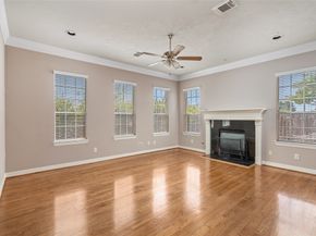 3210 W Park At Beverly Hills, Houston TX 77057
