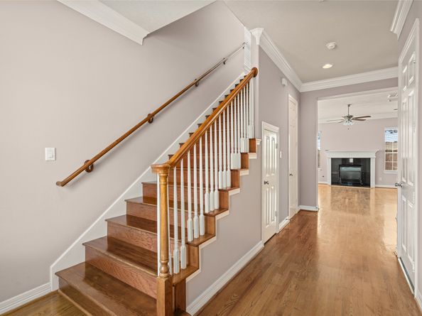 3210 W Park At Beverly Hills, Houston TX 77057