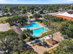 5830 Yarwell Drive, Houston TX 77096