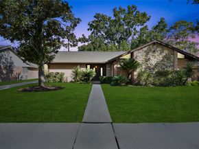 5830 Yarwell Drive, Houston TX 77096