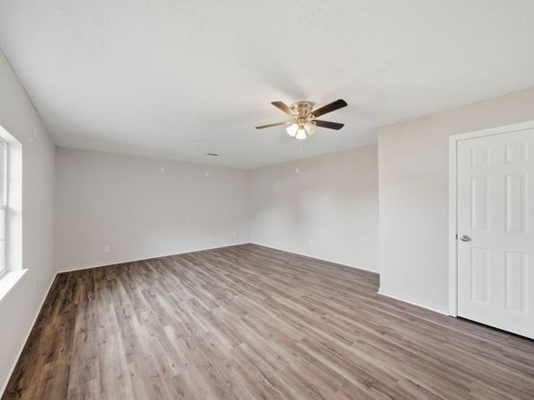 5406 Fairview Forest Drive, Houston TX 77088