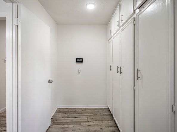 5122 Foresthaven Drive, Houston TX 77066