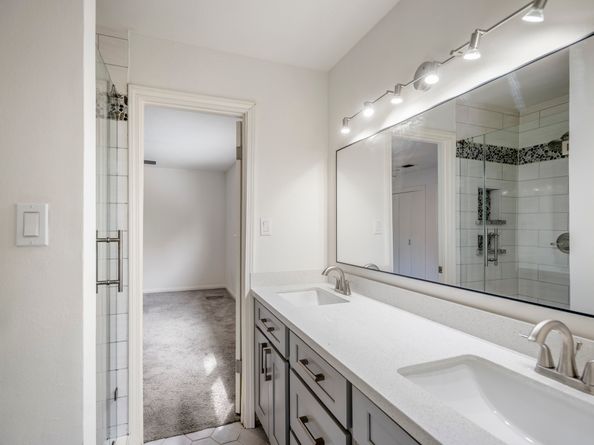 5122 Foresthaven Drive, Houston TX 77066