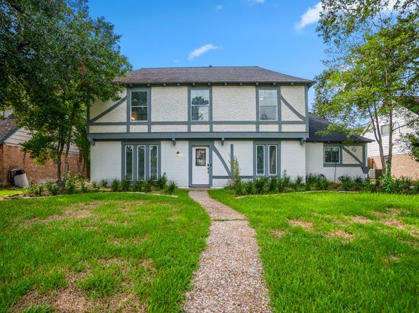 5122 Foresthaven Drive, Houston TX 77066