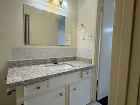 8140 Fondren Road 8140, Houston TX 77074