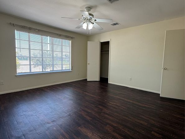 8140 Fondren Road 8140, Houston TX 77074